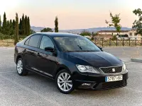 Usado Seat Toledo Reference 105 CV (77 kW) 2013 Negro Utilitario