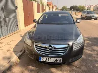 Usado Opel Insignia Sport 160 CV (117 kW) 2010 Gris / plata Berlina
