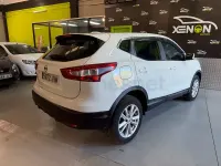 Usado Nissan Qashqai Acenta 115 CV (84 kW) 2017 Blanco SUV
