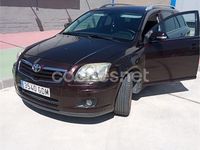 Usado Toyota Avensis Executive 150 CV (110 kW) 2008 Granate Familiar