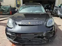 Usado Porsche Panamera Sport Turismo 680 CV (500 kW) 2018 Negro Familiar