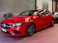 Usado Mercedes A180 116 CV (85 kW) 2019 Rojo Berlina