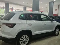 Usado Skoda Karoq Style 150 CV (110 kW) 2022 Blanco SUV