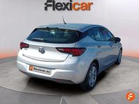 Usado Opel Astra Business Elegance 130 CV (95 kW) 2020 Gris / plata Berlina