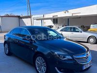 Usado Opel Insignia Selective 140 HP (102 kW) 2014 Cinzento Sedan