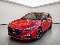 Usado Hyundai i30 N Line 120 CV (88 kW) 2024 Rojo Berlina