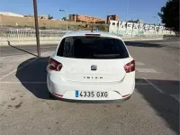 Usado Seat Ibiza 90 CV (66 kW) 2010 Blanco Berlina
