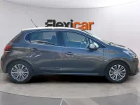 Usado Peugeot 208 Allure 110 CV (80 kW) 2018 Gris Utilitario