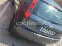 Usado Ford Fiesta 80 CV (58 kW) 2005 Negro Utilitario