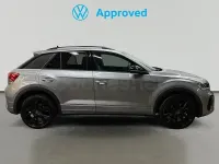 Usado VW T-Roc R-line 150 CV (110 kW) 2025 Gris / plata SUV