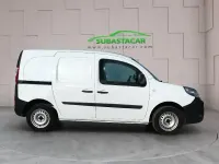 Begagnad Renault Kangoo 75 HK (55 kW) 2019 Vit Minibuss