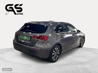 Usado Mercedes A180 116 CV (85 kW) 2020 Gris Utilitario