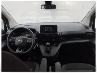 Usado Fiat Doblò 102 CV (75 kW) 2023 Blanco Monovolumen