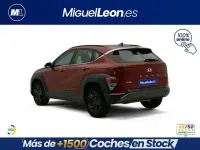 Usado Hyundai Kona 120 CV (88 kW) 2024 Rojo SUV