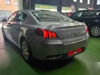 Usado Peugeot 508 Allure 150 CV (110 kW) 2014 Gris / plata Berlina