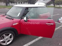 Usado Mini Cooper 115 CV (84 kW) 2002 Rojo Utilitario