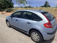 Usado Citroën C4 90 CV (66 kW) 2007 Azul Berlina