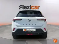 Usado Opel Mokka GS Line 110 CV (80 kW) 2021 Blanco SUV