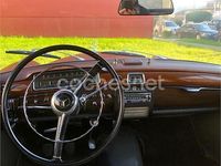 Usado Mercedes 200 109 CV (80 kW) 1985 Negro Berlina