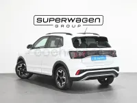 Usado VW T-Cross R-line 116 CV (85 kW) 2025 Blanco SUV