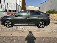 Usado Hyundai Ioniq 141 CV (103 kW) 2022 Gris Utilitario