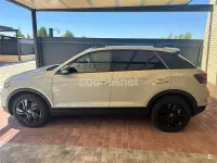 Usado VW T-Roc Edition 115 CV (84 kW) 2025 Beige SUV