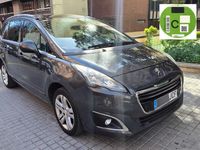 Usado Peugeot 5008 Access 120 CV (88 kW) 2015 Beige Monovolumen