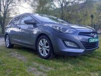 Usado Hyundai i30 110 CV (80 kW) 2012 Gris Utilitario