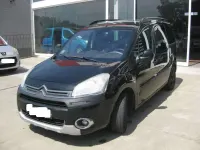Usado Citroën Berlingo XTR 114 CV (83 kW) 2014 Negro Monovolumen