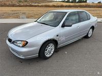 Usado Nissan Primera 140 CV (102 kW) 1999 Gris / plata Familiar