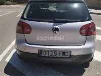 Usado VW Golf V Highline 140 CV (102 kW) 2007 Gris / plata Berlina