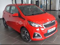 Usado Peugeot 108 Allure 72 CV (52 kW) 2021 Rojo Utilitario