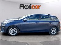 Begagnad Kia Ceed 140 HK (102 kW) 2020 Blå Halvkombi