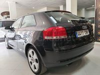 Usado Audi A3 Ambition 140 CV (102 kW) 2003 Negro Utilitario