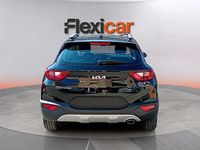 Usado Kia Stonic 101 CV (74 kW) 2022 Negro SUV