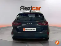 Usado Kia Ceed 136 CV (100 kW) 2023 Gris Utilitario