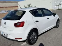 Usado Seat Ibiza Reference 69 CV (50 kW) 2015 Blanco Utilitario