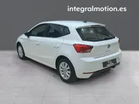 Usado Seat Ibiza Reference 80 CV (58 kW) 2023 Blanco Berlina