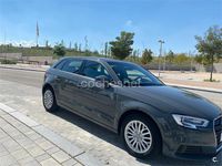 Usado Audi A3 110 CV (80 kW) 2017 Gris / plata Berlina