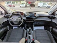 Usado Peugeot 208 Allure 100 CV (73 kW) 2021 Blanco Utilitario