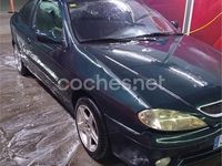 Usado Renault Mégane Coupé Dynamique 95 CV (69 kW) 2002 Verde Coupe