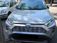 Usado Toyota RAV4 Hybrid Advance 218 CV (160 kW) 2019 Gris SUV