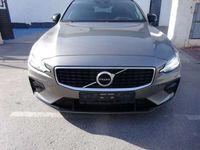 Usado Volvo V60 R-Design 190 CV (139 kW) 2020 Gris Familiar