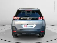 Usado Peugeot 5008 Allure 131 CV (96 kW) 2023 Gris SUV