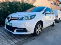 Usado Renault Scénic III Authentique 116 CV (85 kW) 2015 Blanco Monovolumen