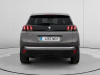 Usado Peugeot 3008 Allure 131 CV (96 kW) 2023 Gris SUV