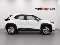 Usado Toyota Yaris Cross Business Edition 116 CV (85 kW) 2022 Blanco SUV