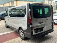 Usado Opel Vivaro 125 CV (91 kW) 2018 Gris / plata Monovolumen