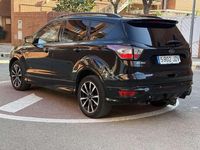 Usado Ford Kuga ST-Line 180 CV (132 kW) 2018 Negro SUV