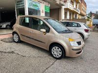 Usado Renault Modus Dynamique 113 CV (83 kW) 2004 Marrón Monovolumen